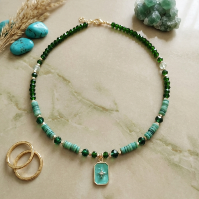 Bohem Stil Yeşil Doğal Sedef Ve Işıltılı Kristal Taşlı Gold Uçlu Kolye